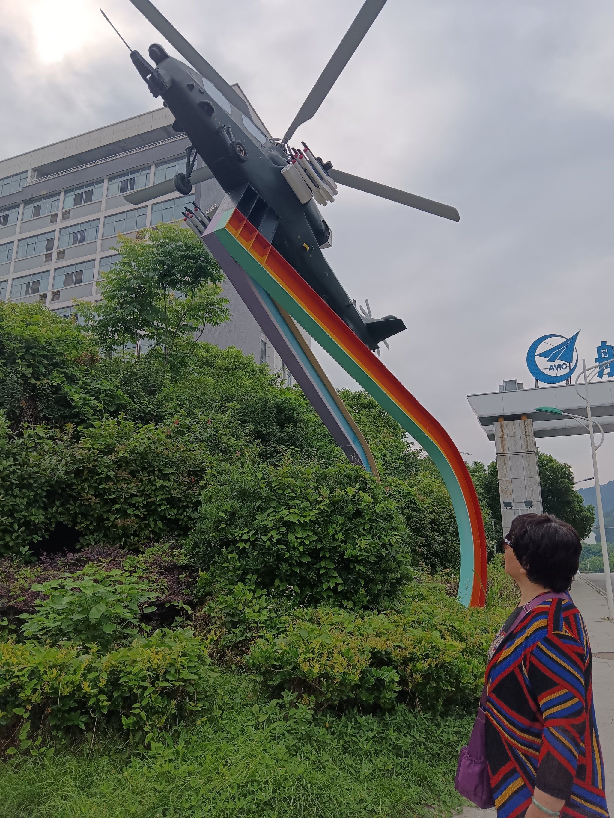 集拼图记生活 仿真直升机模型 直升机的