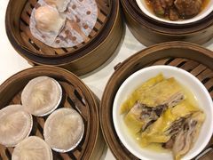 -万龙洲海鲜(大兴绿地缤纷城店)