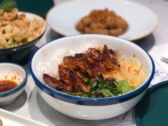 -美奈小馆·越南料理(中航城君尚购物中心店)