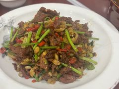 -湖南人家湘菜馆(镇江路店)