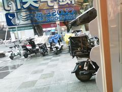 -华记煲仔华·煲仔饭(市桥易发店)