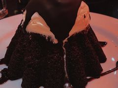 驰名巧克力熔岩蛋糕-Chili's Cafe&Bar奇利斯(滨江店)