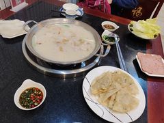 -老来福·非遗酸汤兔(凯旋路店)