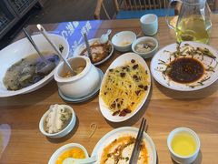 -严记小天府酸菜鱼(西四路店)