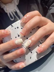 -UGIRL有个美甲