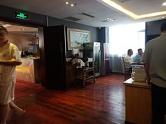 -雅致丽泊洗浴·颜系轻色SPA·足道(未央店)