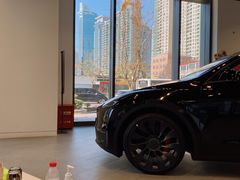 -TESLA 特斯拉(上海太古汇体验店)