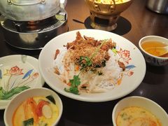 -大头虾越式风味餐厅(光明广场店)