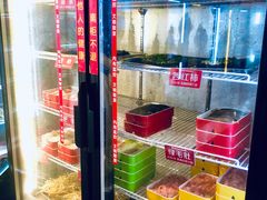自助取餐区-钢管厂歆瑞源油卤串串香(春熙路太古里店)