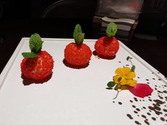 -江上荟·创意中国菜(绿地缤纷城店)