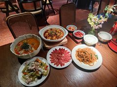 -肆海小川菜酒馆Wine Bistro (青年路店)