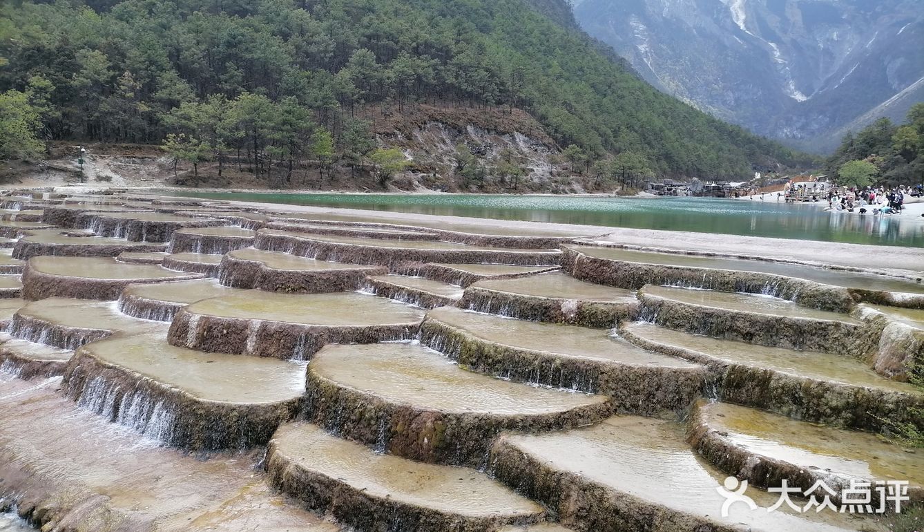 玉龙雪山蓝月谷