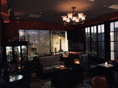 -DM Distiller & Mixologist Whisky Cocktail Bar