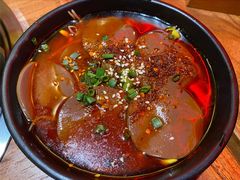 冒鸭血-串门邻居串串火锅(云南南路店)