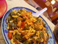 -维吾尔餐厅(宜山路店)