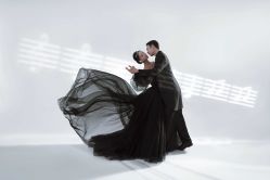 -巴黎春天婚纱摄影STUDIO·定制