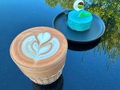 茶布奇诺-游心咖啡(青山滨江店)