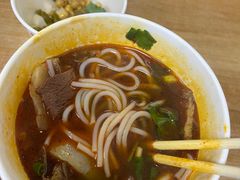 -江三王记牛杂馆(总店)