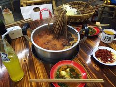 -咏勝锑锅麻辣烫(净居寺路总店)