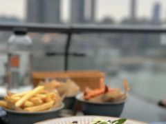 -埠口精酿夜景餐酒吧· BREWPORT BISTRO(长嘉汇重庆之眼店)