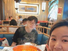 -野山舂·贵州现舂酸汤牛肉(民生路店)