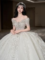 -欣薇婚纱(新源乐汇城店)