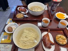 -百年老字号·观振兴蟹黄面·三虾面·苏式面(观前街富仁坊巷店)