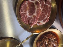 -胡悦里韩式烤肉(芝罘万达广场店)