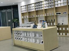 -华为授权体验店(中山公园来福士)