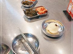 -哈哈碳都·牛肋条无限自助烤肉(台江万达店)