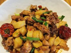 -隔壁老王·家常云南菜(花巷店)