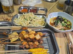 -马路牙子烧烤音乐酒馆(望京店)