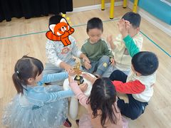 -猴有戏教育戏剧·音乐剧·主持口才·演讲朗诵辩论(环球港华师大校区)