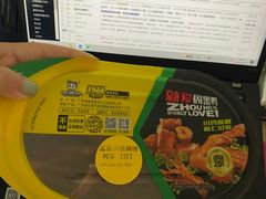 -周黑鸭(深圳罗湖区东门九龙城店)