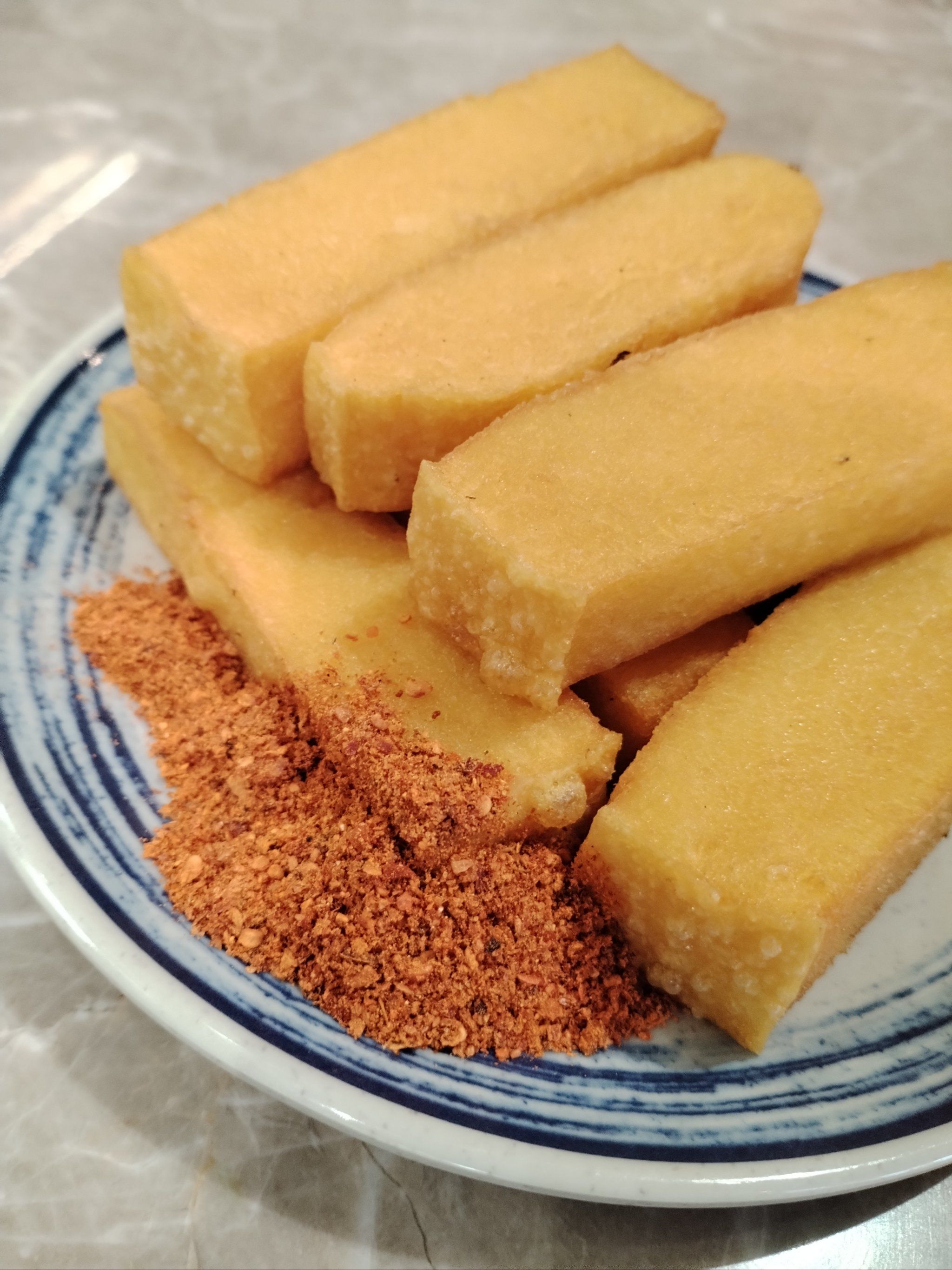 留焕美食的炸豌豆粉,是昆明地道小吃中的一