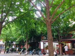 门面-阿婆油墩子(五里桥路188弄小区店)