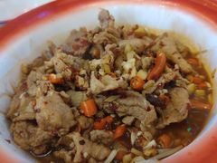 -老三样·美食研究中心(世贸路店)