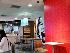 大堂-麦当劳(龙之梦购物中心店)