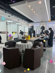 -Z.X HAIR SALON张新美业