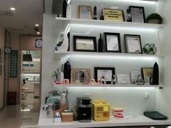 -维乐口腔(美维云门诊陆家嘴店)