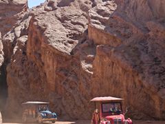 -天山神秘大峡谷