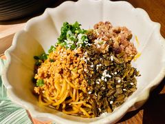 -肆海小川菜酒馆Wine Bistro (青年路店)