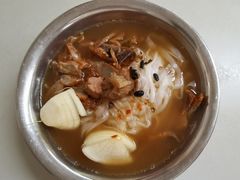 -肥佬良扣肉粉面店(梧州总店)