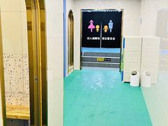 -花样年华游泳馆·游泳培训基地