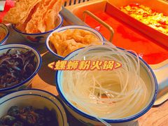 -九鼎轩脆毛肚火锅(铜山万达店)