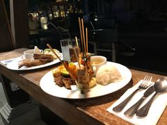 -Pundi Pundi Restaurant