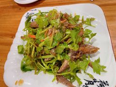 -八大碗私房菜(中城路店)