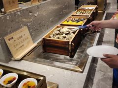 -山焱·炭火自助烤肉(周浦万达店)