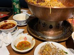 -炉小二铜锅牛蛙•川湘菜(三里屯店)