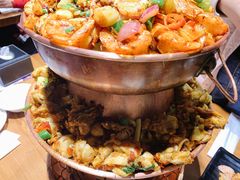 霸气双层炭火蛙-炉小二铜锅牛蛙•川湘菜(三里屯店)